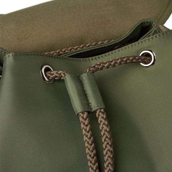 掀蓋後背包-防撕裂尼龍