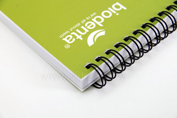 環裝筆記本