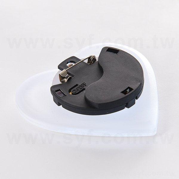 LED塑膠發光心形胸章