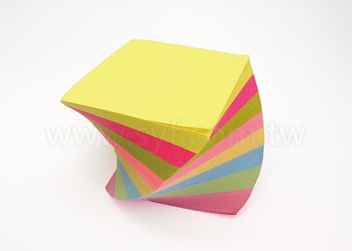 旋轉紙磚-8.5x8.5x6.5cm側面無印刷-內頁無印刷便條紙