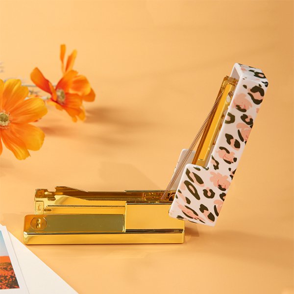 豹紋ABS+金屬釘書機