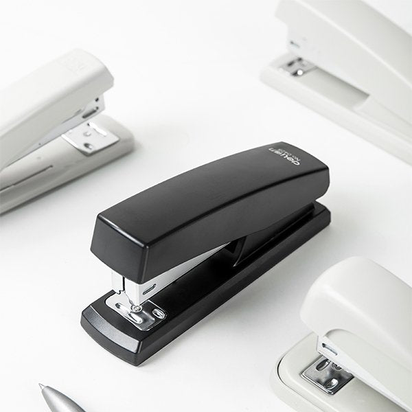 基本款金屬釘書機