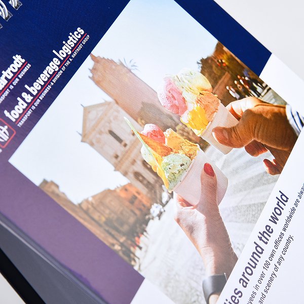 客製化三角桌曆