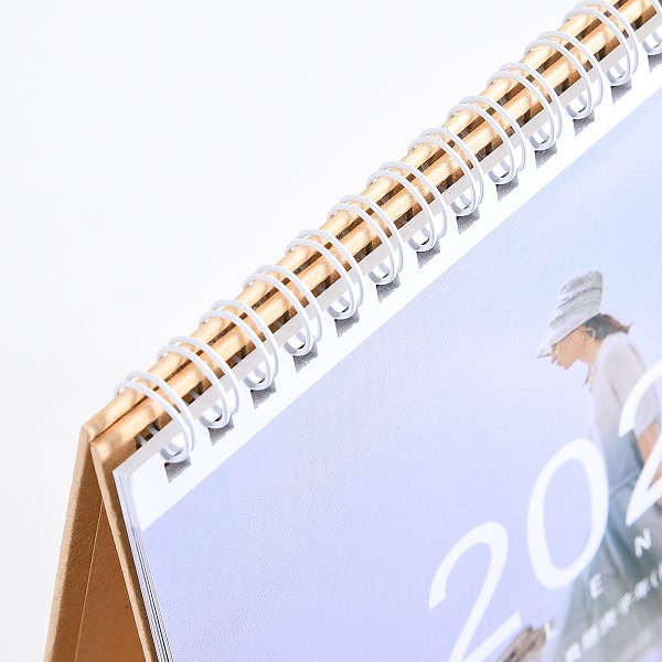 客製化三角桌曆