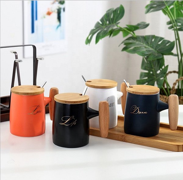 450ml木柄陶瓷馬克杯-附蓋子湯匙