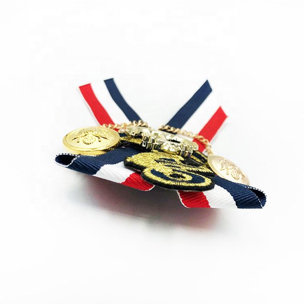 海軍風緞帶鍊條金屬徽章