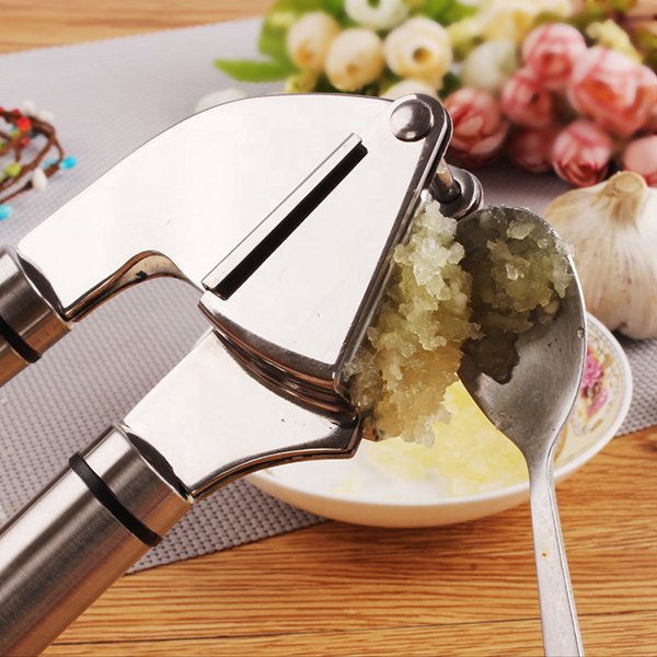 手持式不鏽鋼壓蒜器-掛勾設計