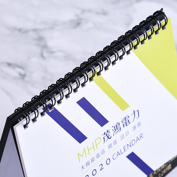 桌曆-32K(17x12cm)客製化創意桌曆製作