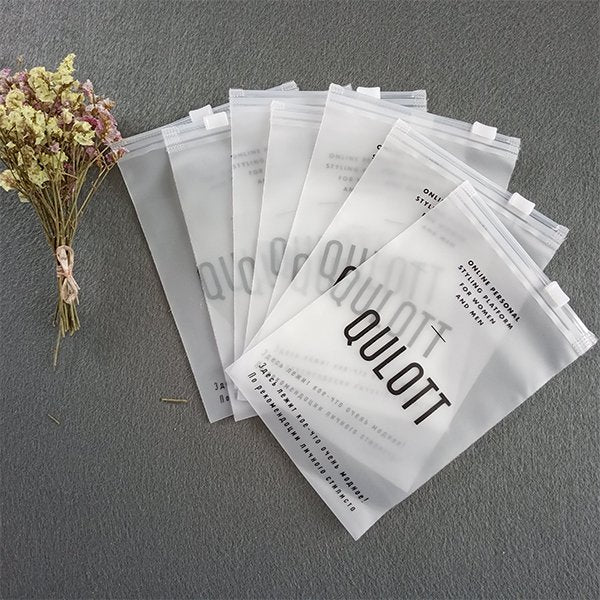 PVC磨砂夾鏈袋-24x35cm