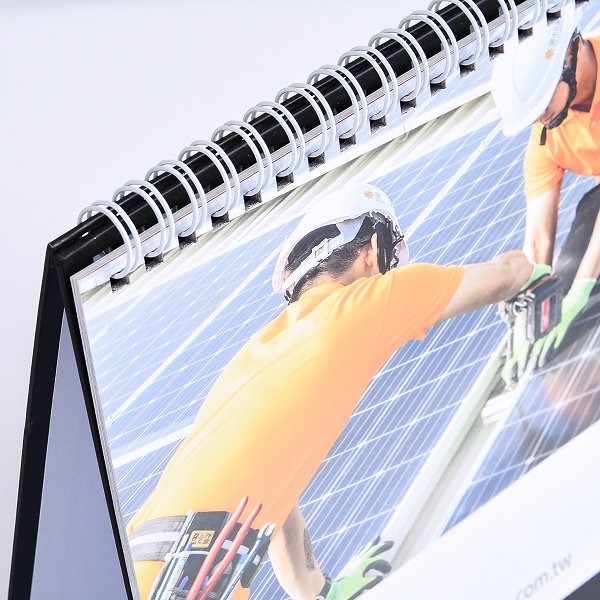 客製化三角桌曆