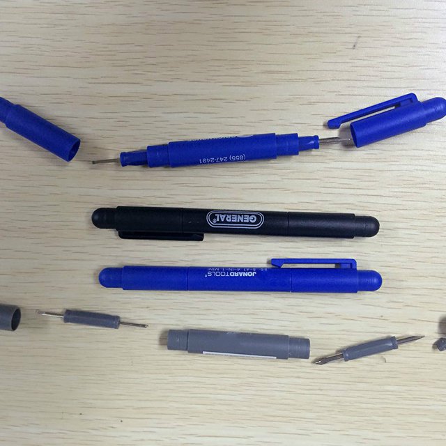4合1口袋螺絲起子筆