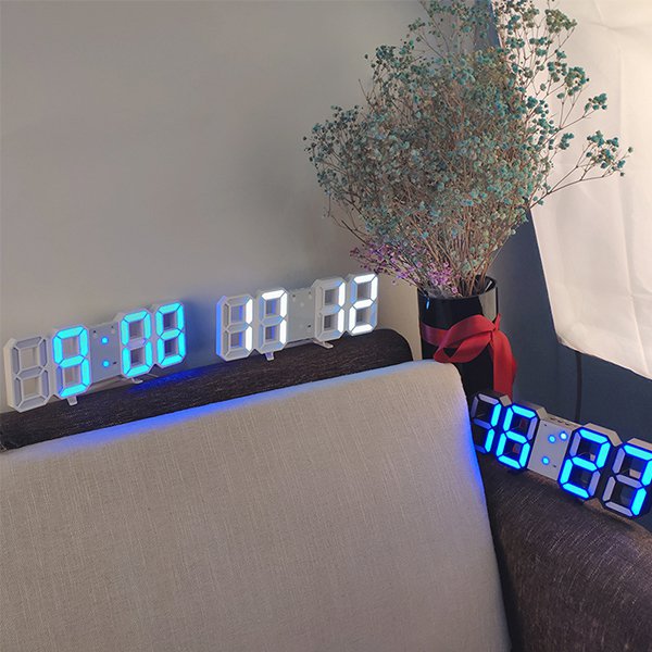 3D LED 數字擺飾時鐘