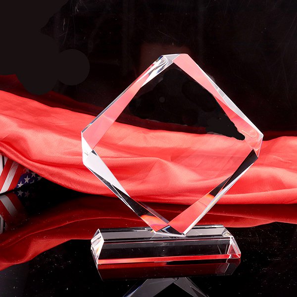 不規則鑽石造型水晶獎盃