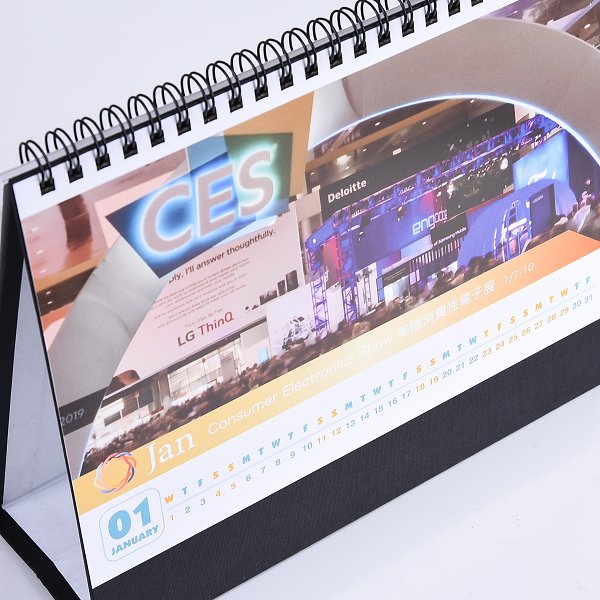 客製化三角桌曆