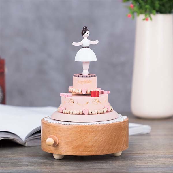 旋轉木馬造型木製音樂盒