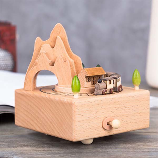旋轉木馬造型木製音樂盒