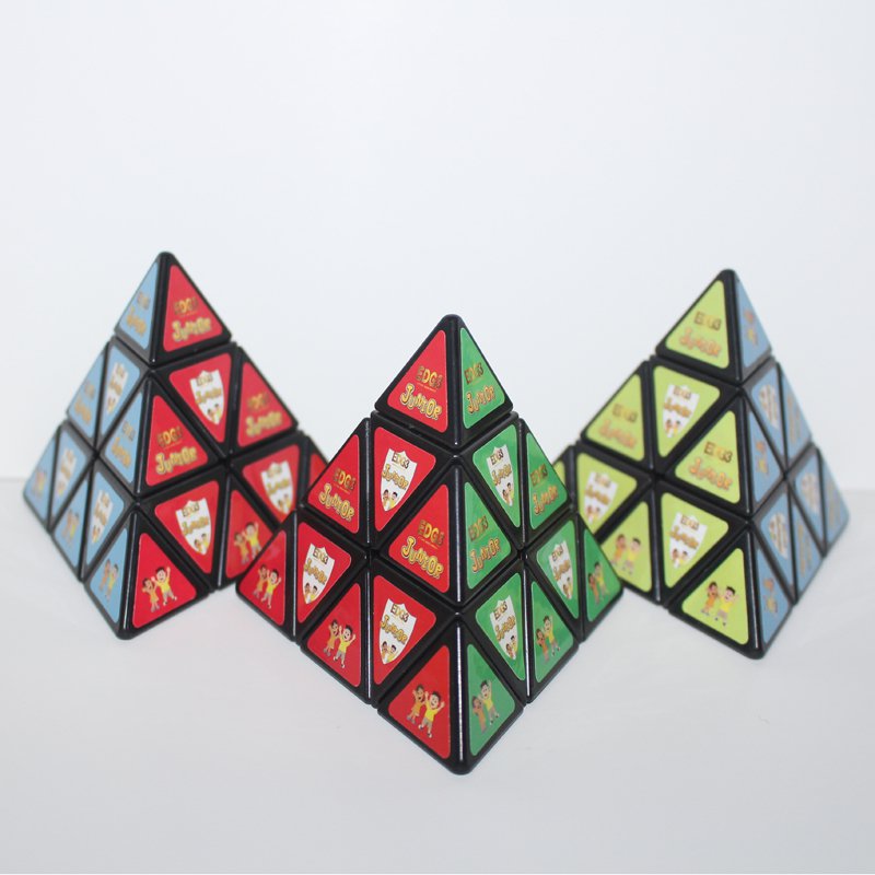 10cm三角形ABS魔術方塊
