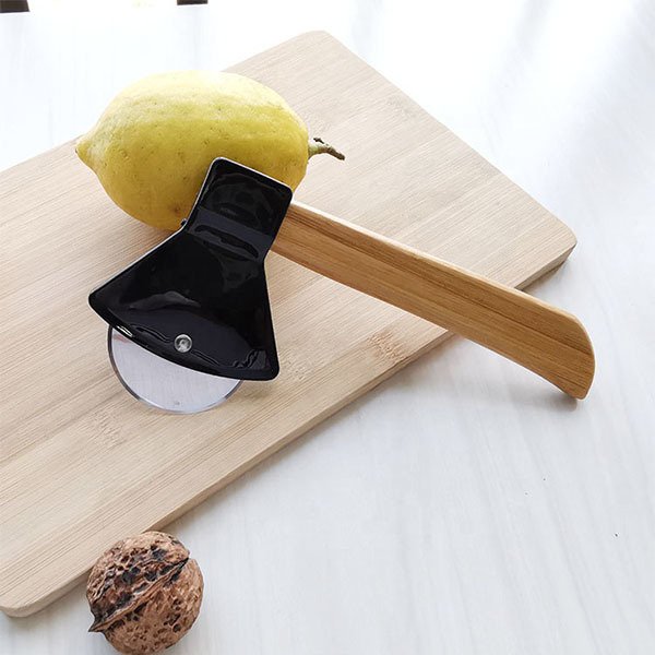 斧頭造型木製提把披薩刀