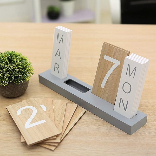 簡約卡牌式木製萬年曆