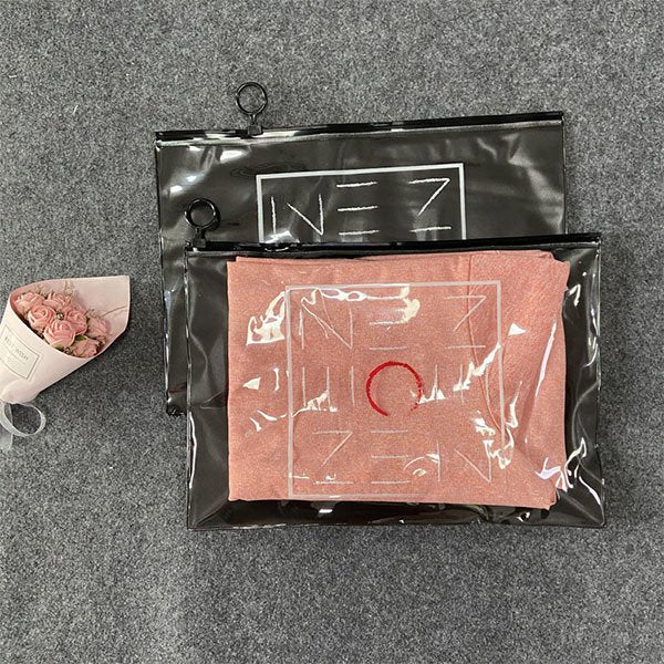 一黑一透PVC拉鏈袋