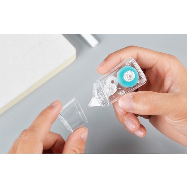 0.5cm經典方形透明立可帶