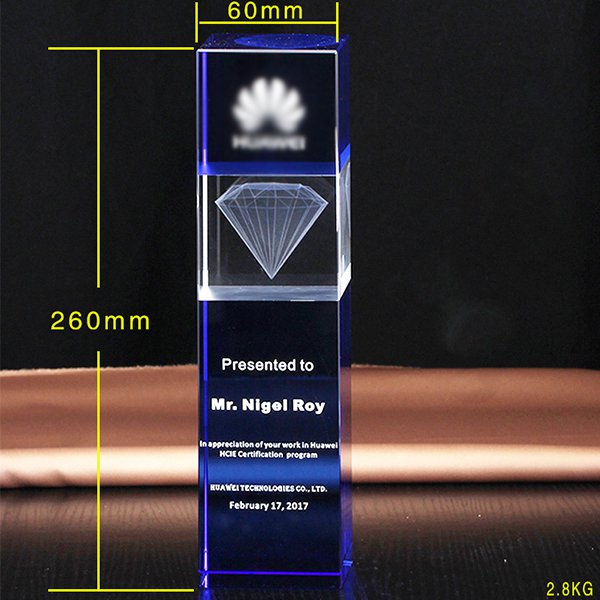 3D雕刻藍色水晶獎杯