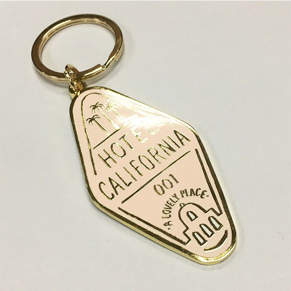 粉色軟珐琅鑰匙圈