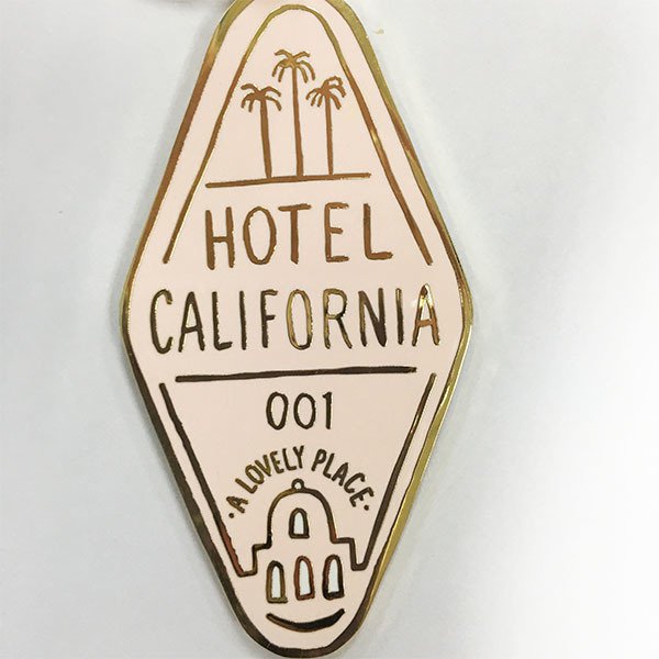 粉色軟珐琅鑰匙圈