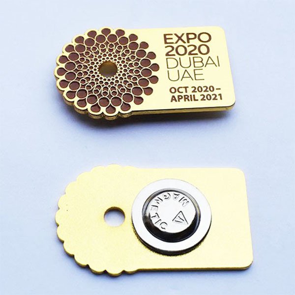 客製化磁吸式金屬名牌