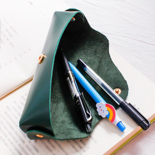 簡約皮革金屬扣筆袋
