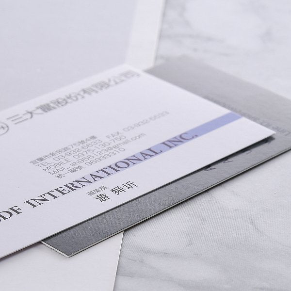 330um 頂級卡名片