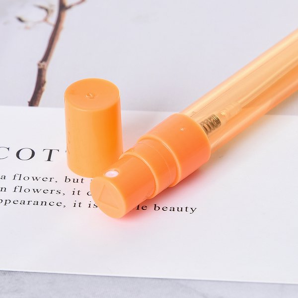 開蓋式塑料中性筆