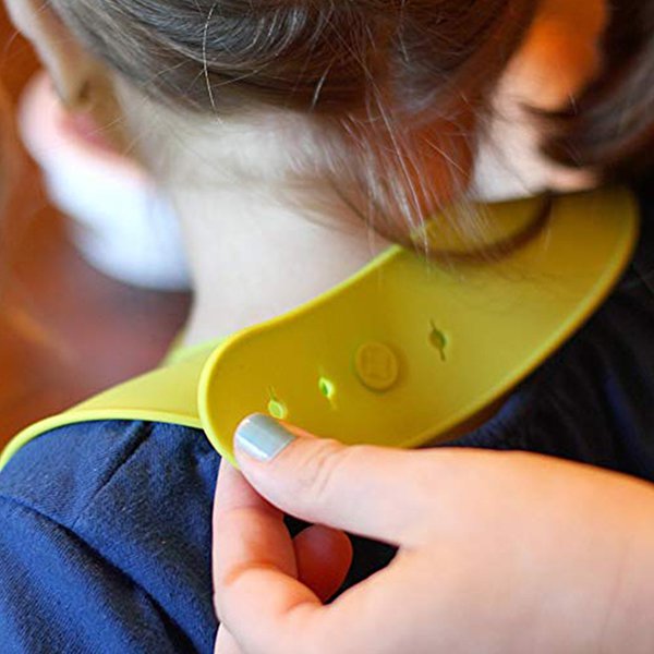 矽膠嬰兒圍兜-可調節單排扣