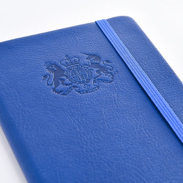 A6皮革烙凹鬆緊束帶PU筆記本