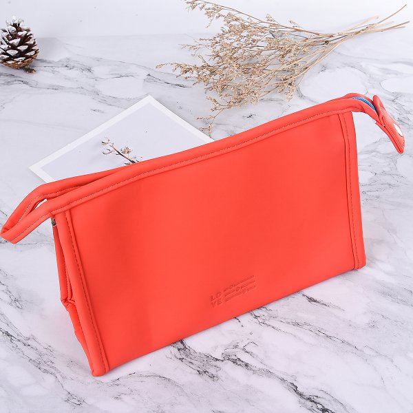 立體三角PU磨砂化妝包