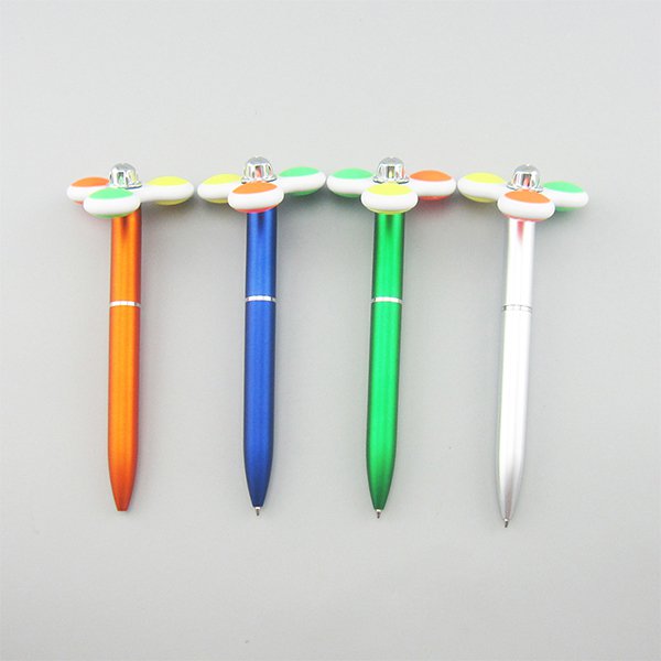 指尖陀螺手電筒多功能筆