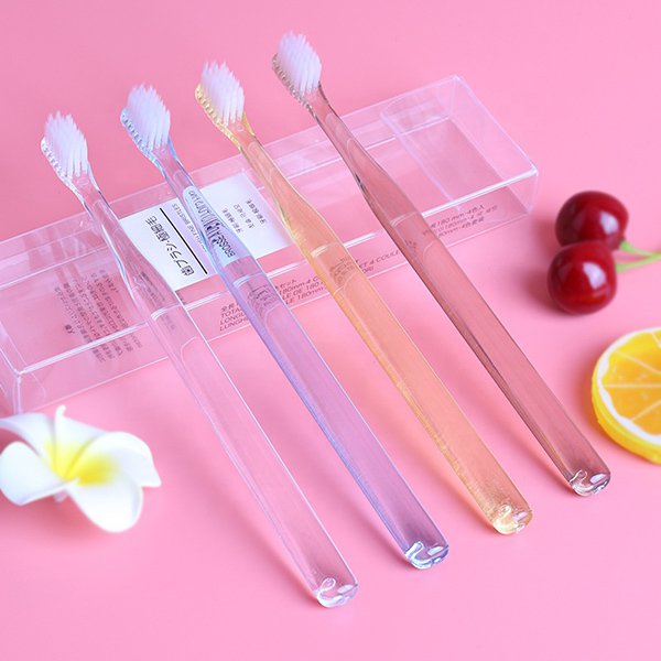 軟毛牙刷-透明塑料手柄