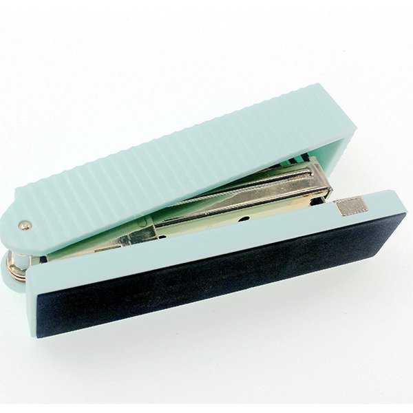 北歐風薄荷綠質感ABS釘書機