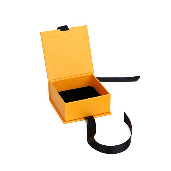 掀蓋式首飾盒-緞帶綁繩紙盒