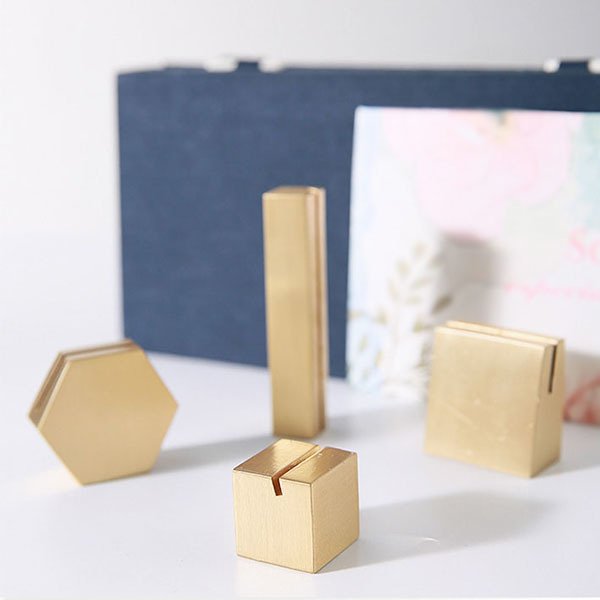 黃銅六角形辦公室名片架