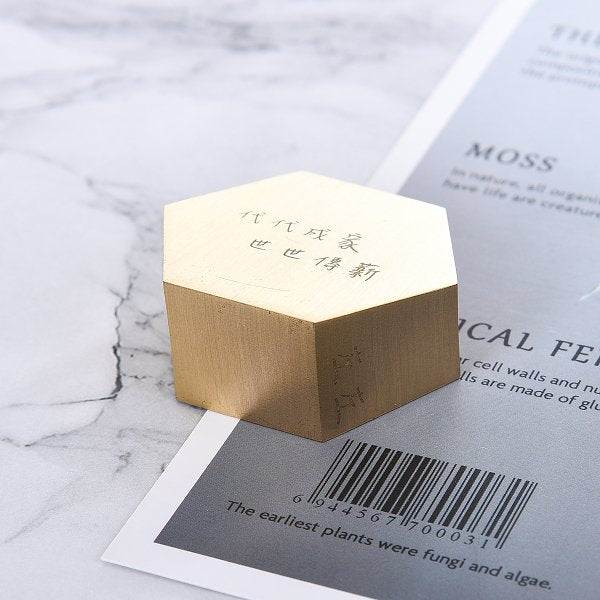 黃銅六角形辦公室名片架