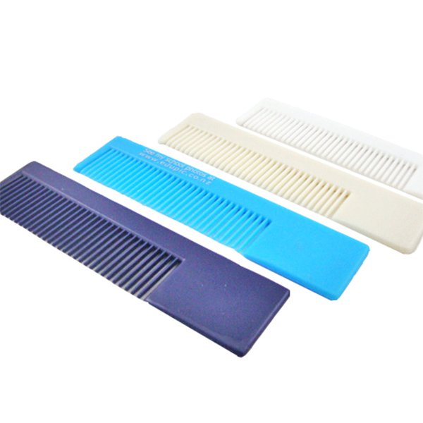 方正短柄塑膠梳子