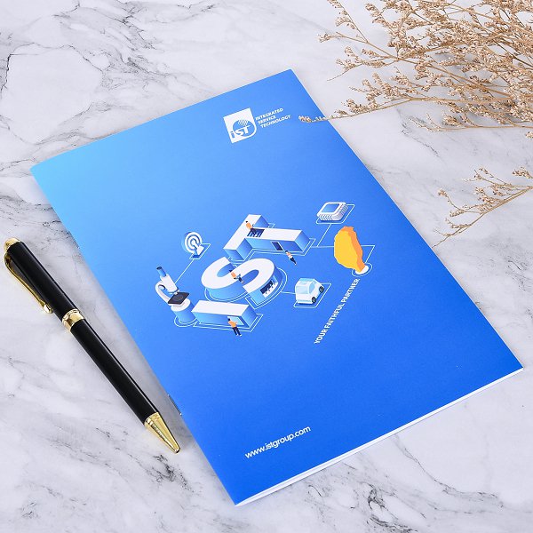 騎馬釘裝記事本