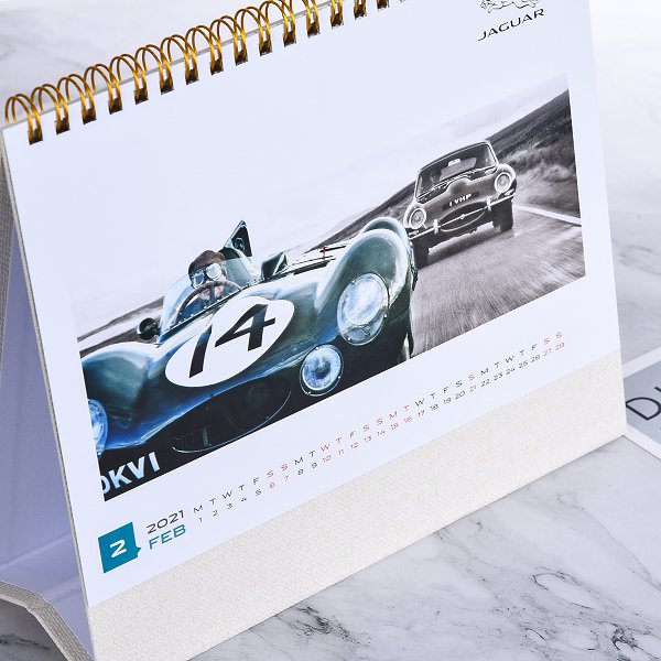 客製化三角桌曆