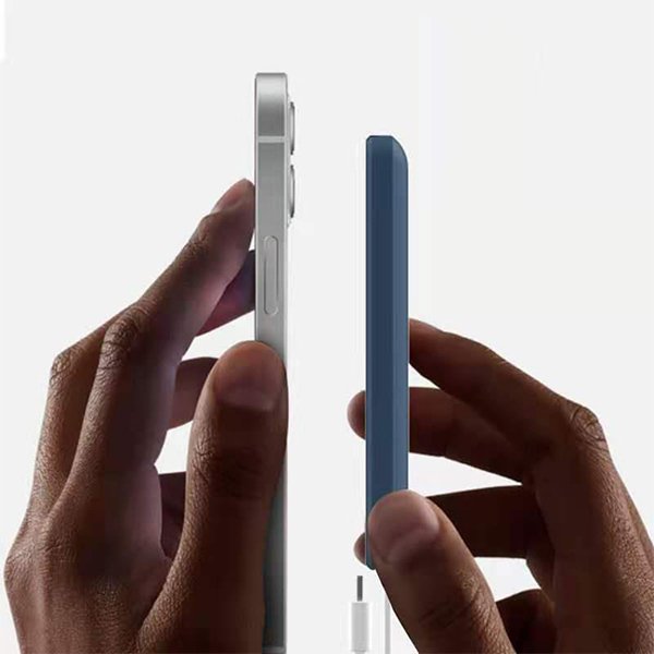 超薄磁性無線充行動電源