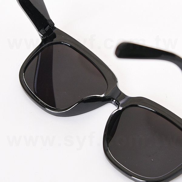 經典塑膠鏡框太陽眼鏡