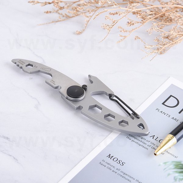 戶外登山扣多功能工具卡