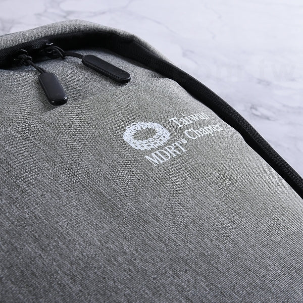 防潑水16吋商務電腦背包