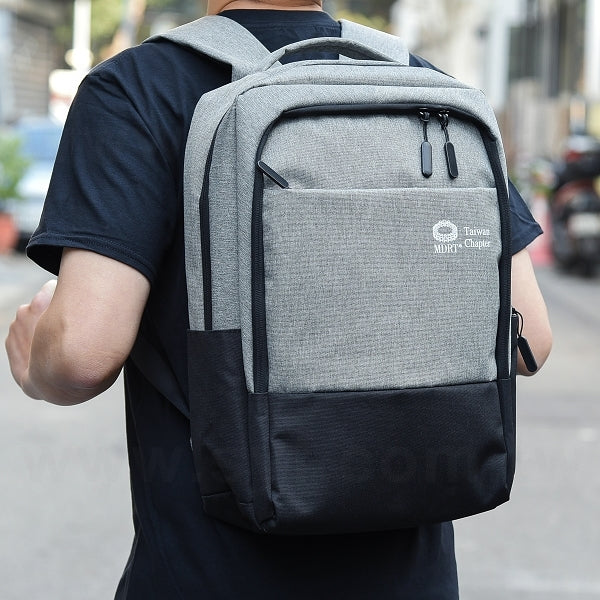 防潑水16吋商務電腦背包