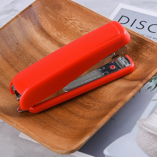 素色塑料釘書機